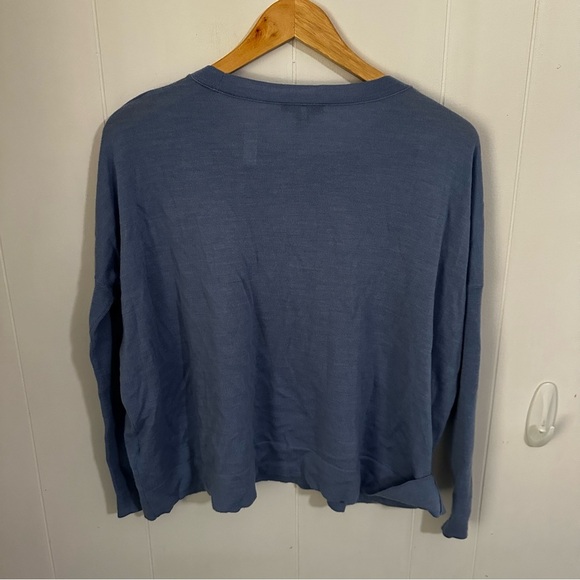 J. Crew Blue Crew Neck Sweater Lightweight Casual - Picture 2 of 3